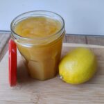 Citroentaart met blauwe bessen